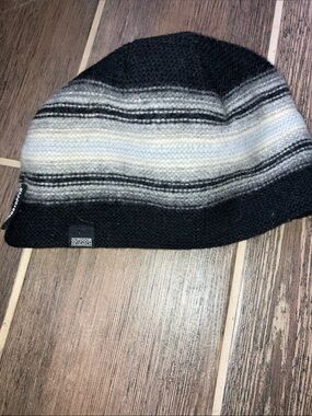 OUTDOOR RESEARCH  WINDSTOPPER ADULT Lambswool Beanie
